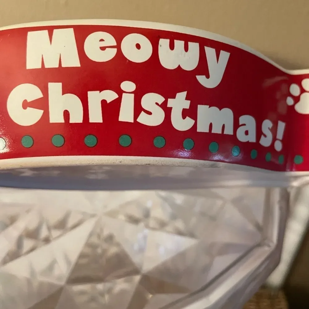 Signature The Good Cat Cat Dish & Meowy Christmas Fish Shaped Cat Dish